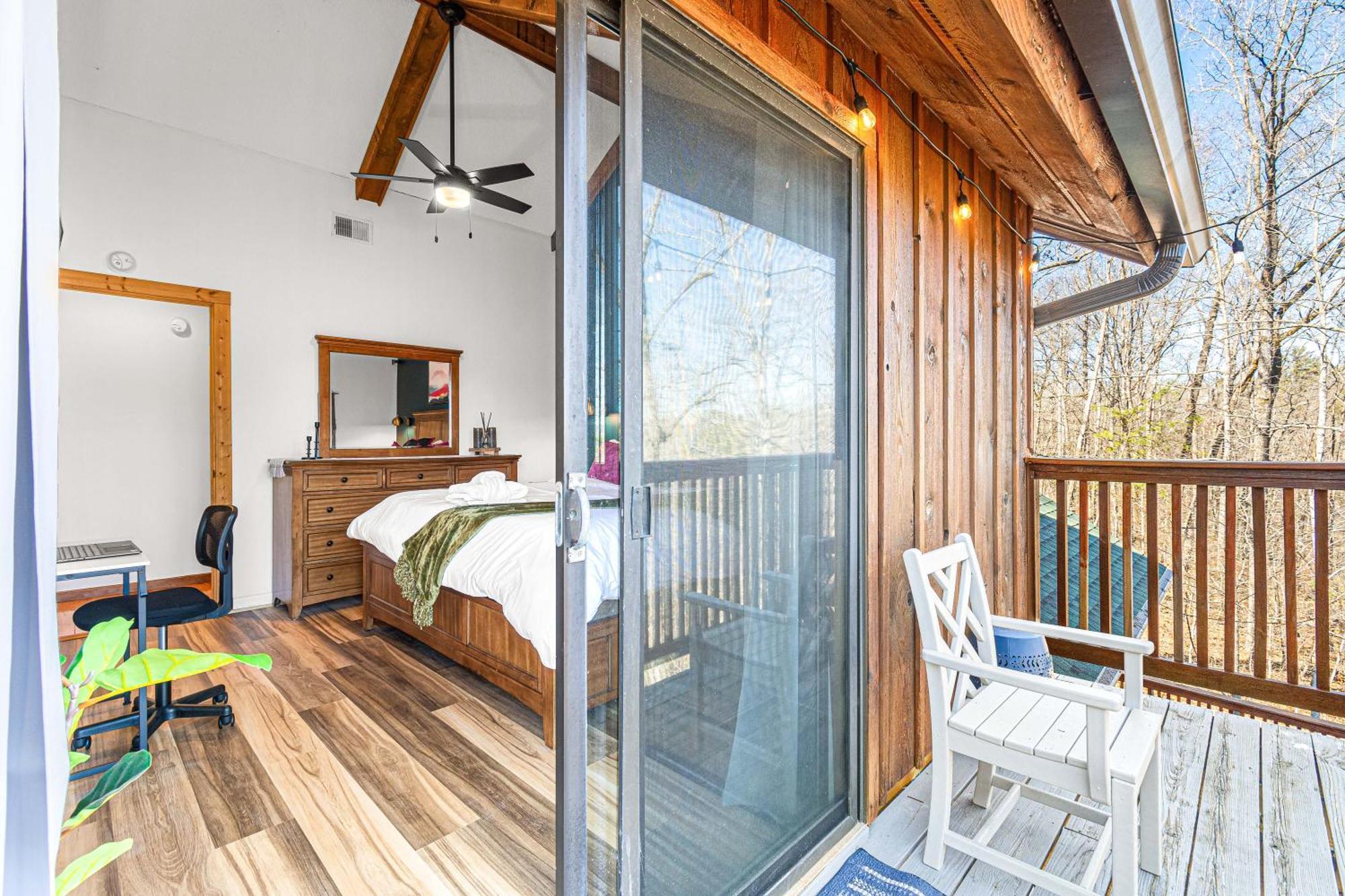 The Family Stone Luxe Cabin Sleeps 12 Hot Tub Dogfriendly Dollywood Pigeon Forge Exterior photo